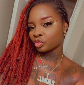 Meet your Posher, Renee